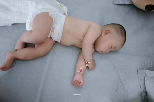 广西9个月宝宝可以吃盐吗